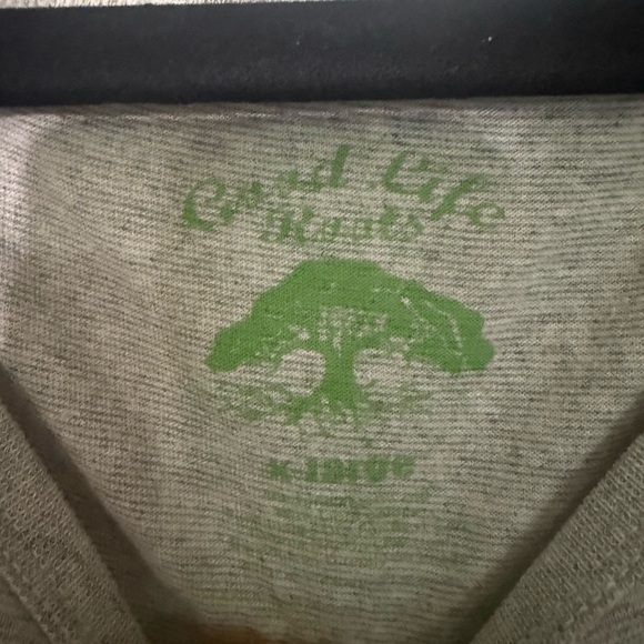 Tribal Spiritual Gray Tank Top with Blue Graphic, size XL or Extra large - Picture 3 of 4